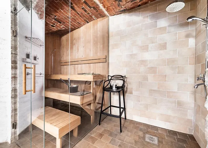Historical & Modern Business With Sauna @kadriorg アパート タリン